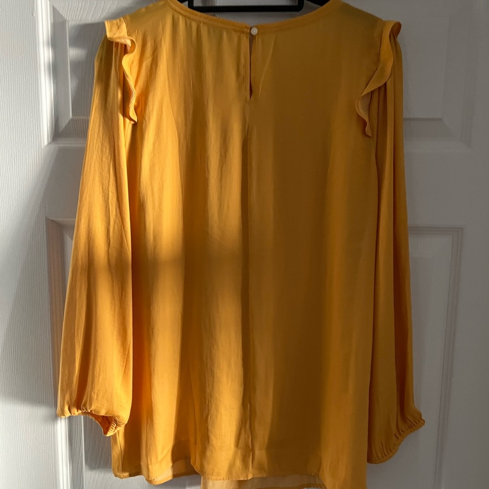 Loft Ruffle Blouse - Picture 2 of 6